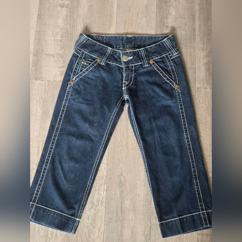 Women's Dark Blue Cropped Jeans - Classic Stitch Detail